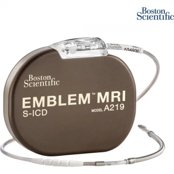 Подкожный кардиовертер-дефибриллятор Boston Scientific EMBLEM MRI S-ICD Подкожная имплантация 8.7 лет батареи MEDTRONIC